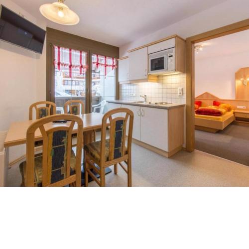 Inviting Apartment in the center of Flirsch with Wellness