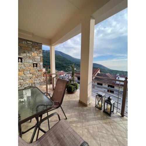 Ioannis (Family House)