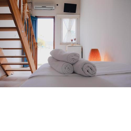 ION CLUB Loft Rooms
