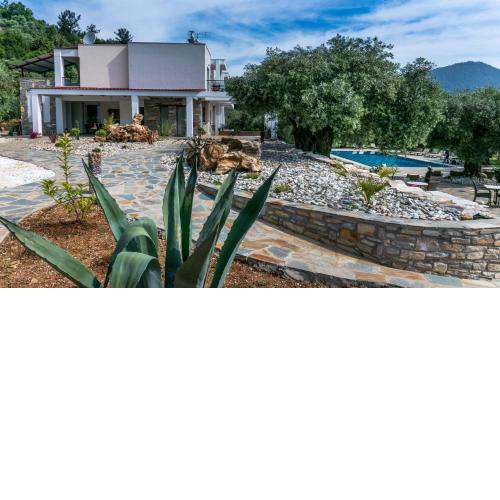 Ipsario Garden Hotel