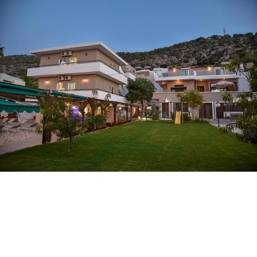 Iraklis Apartments