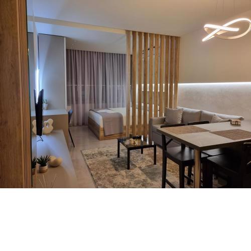 Iris City Center Premium Studio