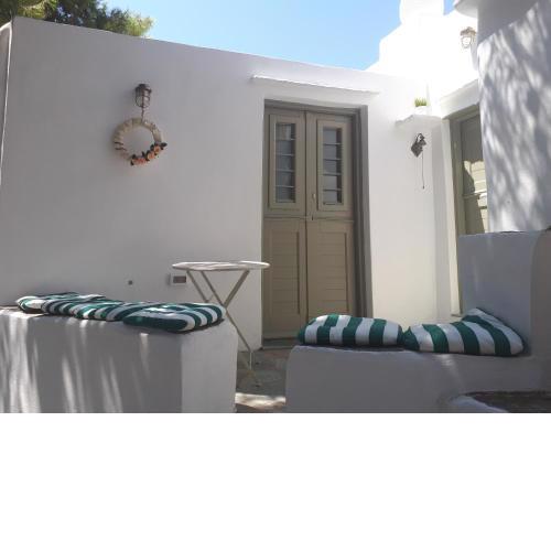 Iris house