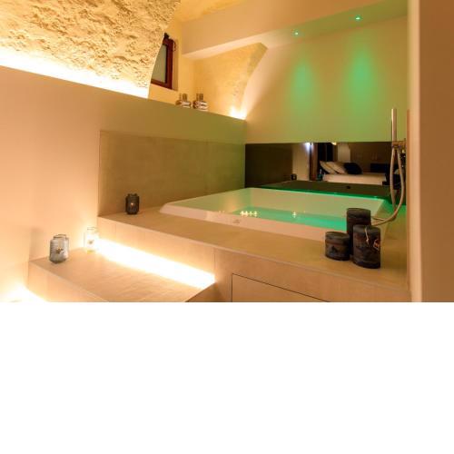 Iris Luxury Suite
