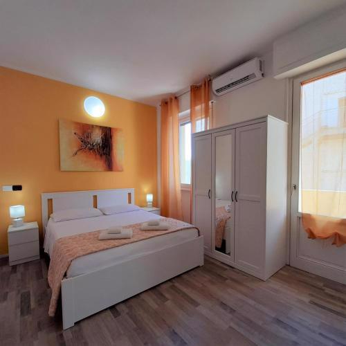 Iris Rooms