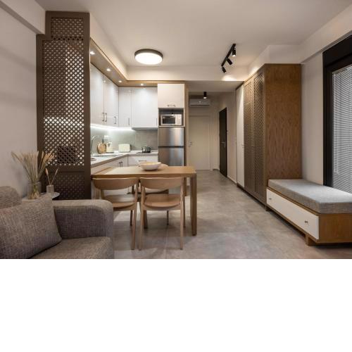 IRIS SUITES NIKITI