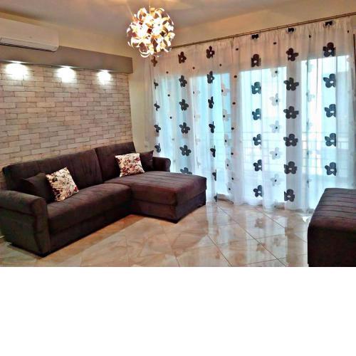 Iro Apartment