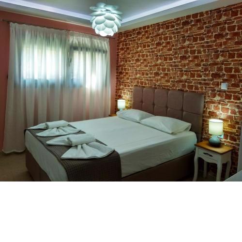 Iros Apartment