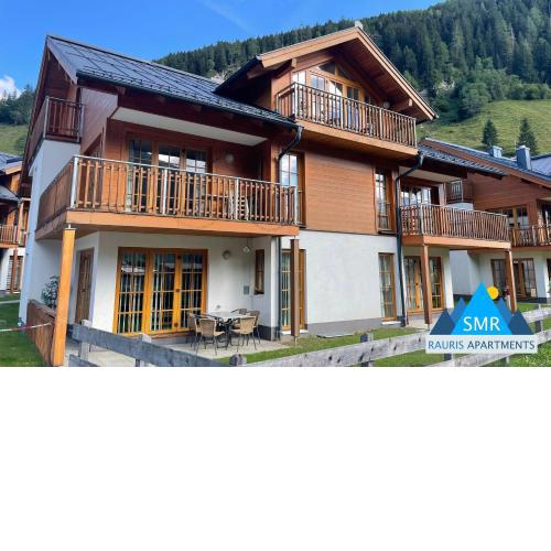 Isabella 5 by SMR Luxury Apartments