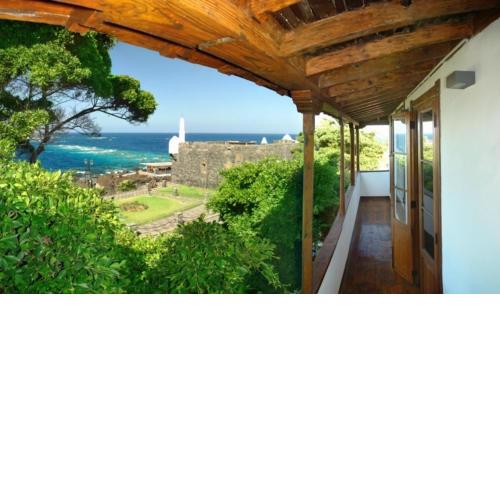 Isla Baja Suites