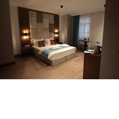 Isle Hotel