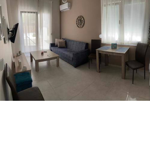 isminis apartment 2