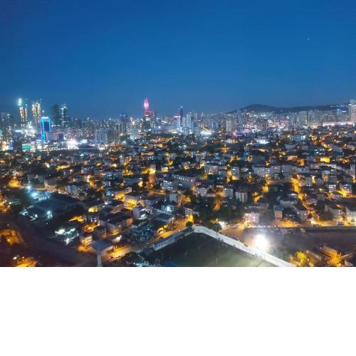 Istanbul at Your Feet! 37th Floor 2+1 Residence