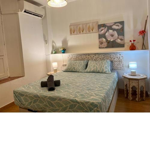iYOURBASICS Lovely Studio Hinestrosa 23 FREE WIFI&AC