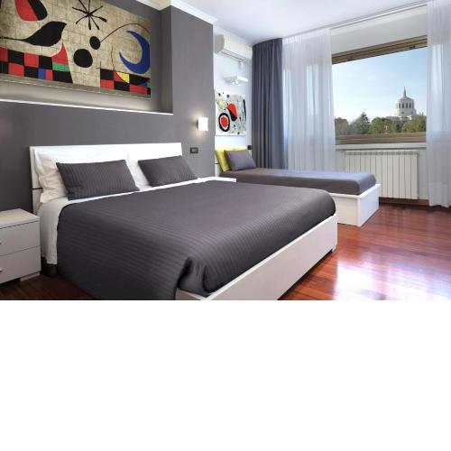 J24 B&B
