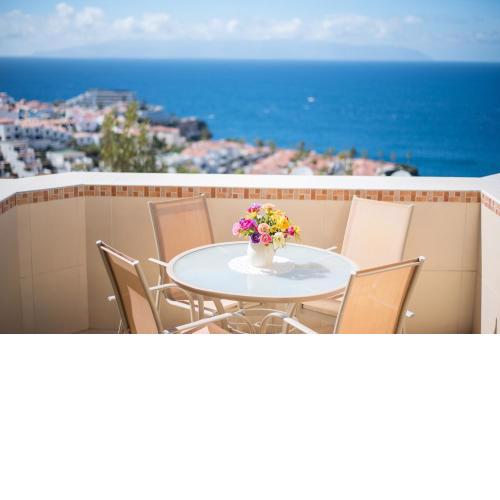 Jacaranda suite