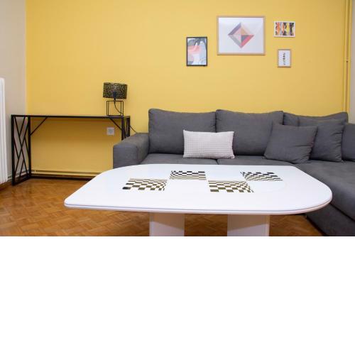 Jacira Guest House