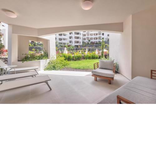 Jardines - Adama 01 VISTA PISCINA & JARDIN 2B