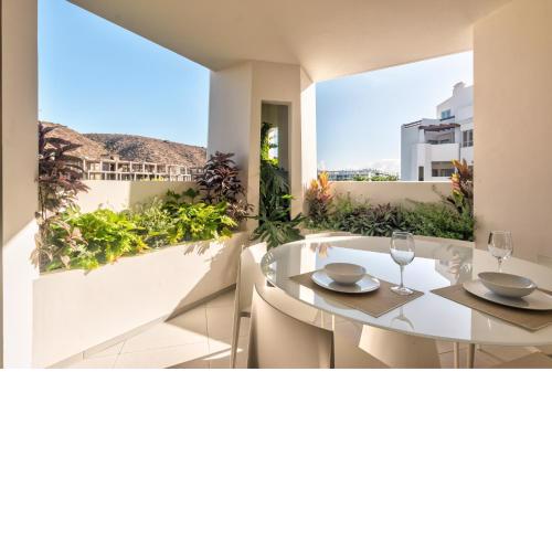 Jardines - Avago 2 1 POOL VIEW 2B