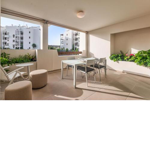 Jardines - Avago 2 2 POOL VIEW 1B