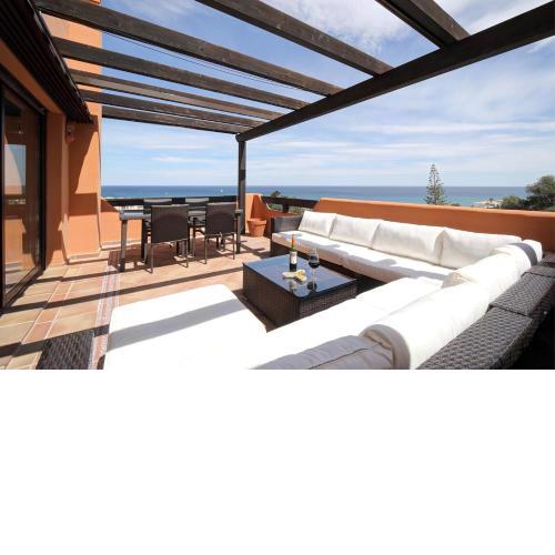 Jardines De Nueva Galera Cozy Penthouse