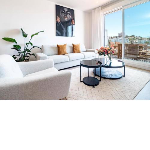 JG35D- Modern family home close to beaches