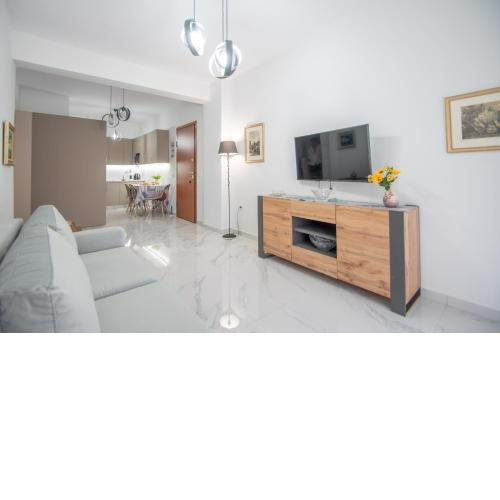 Jiji Riji Zante Apt