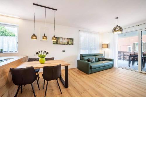 Jj City Apartment