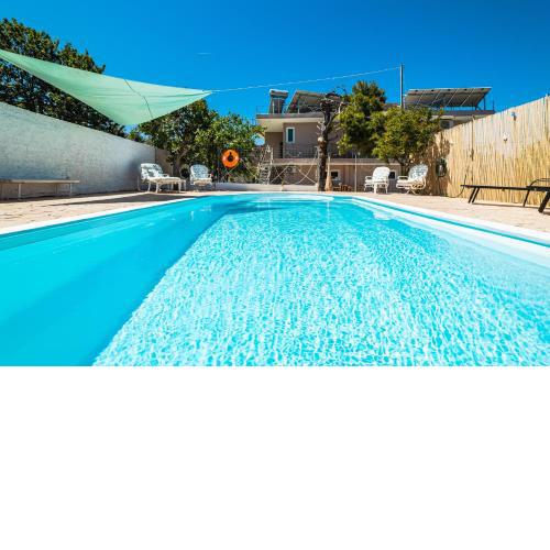 J&K Villa House suites