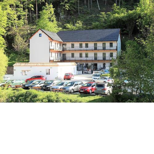 JM Apartments