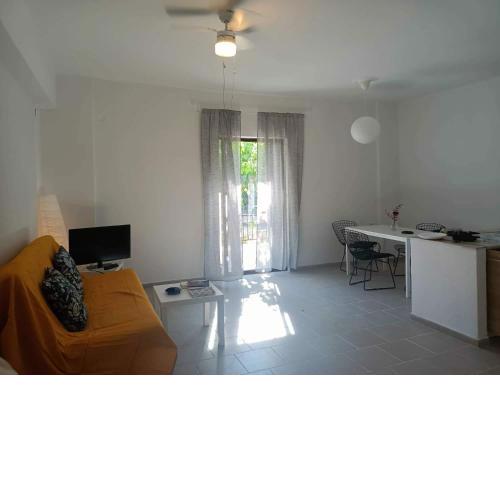 john apartment