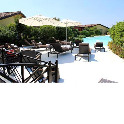 Joia Hotel & Luxury Apartments