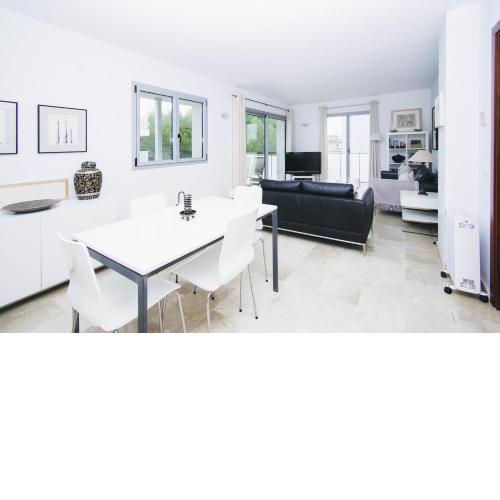JS Properties Ap Tramuntana