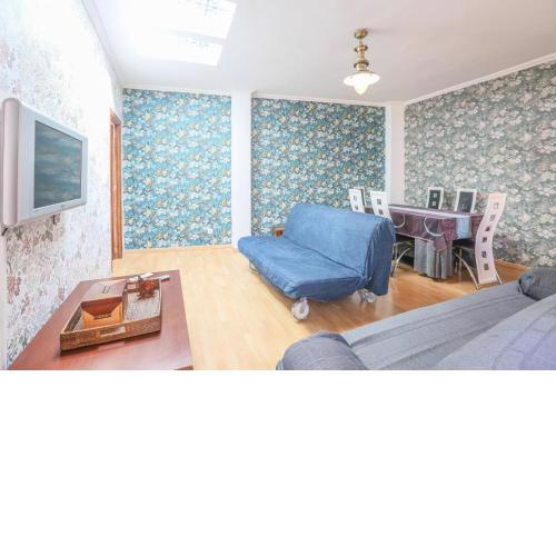 JUDERIA CENTER PREMIUM SUITES FREE Parking