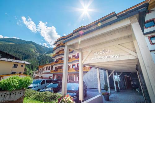 JUFA Alpenhotel Saalbach