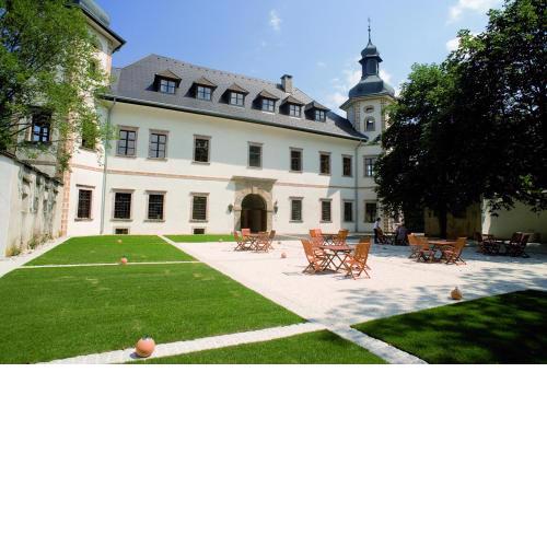 JUFA Hotel Schloss Röthelstein