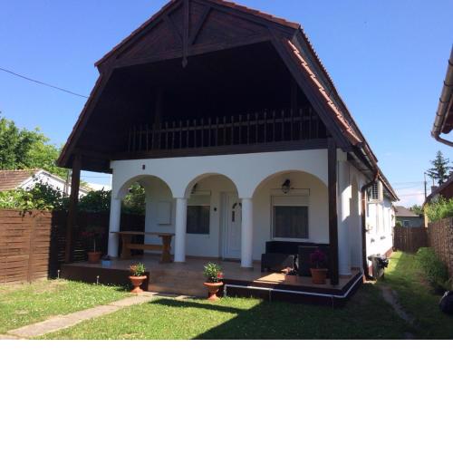 Julianna apartmanhaz