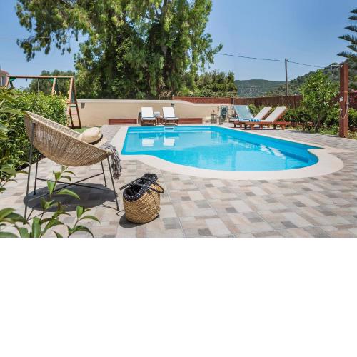 Julia's Villa style Apartment