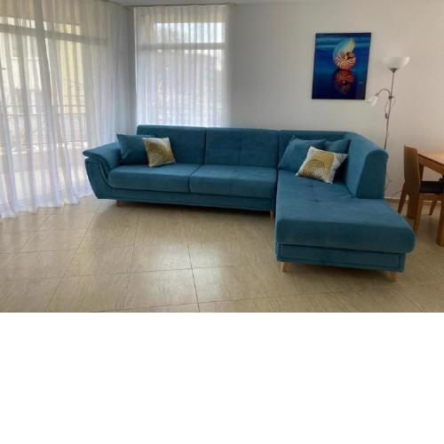 Julie's Spacious 2 bed. Apart. at Sun Village