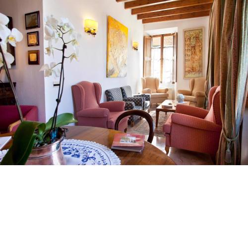 Juma Historic Hotel