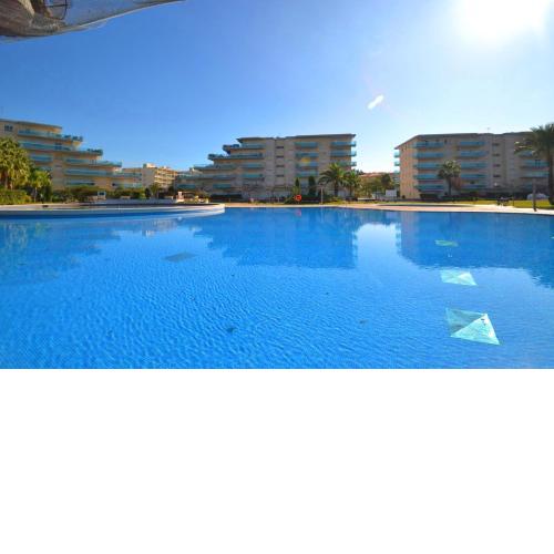 Juncos 2 Planet Costa Dorada