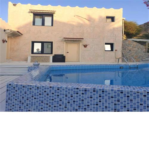 Junior Villa two floors for up to 8 Vacationers