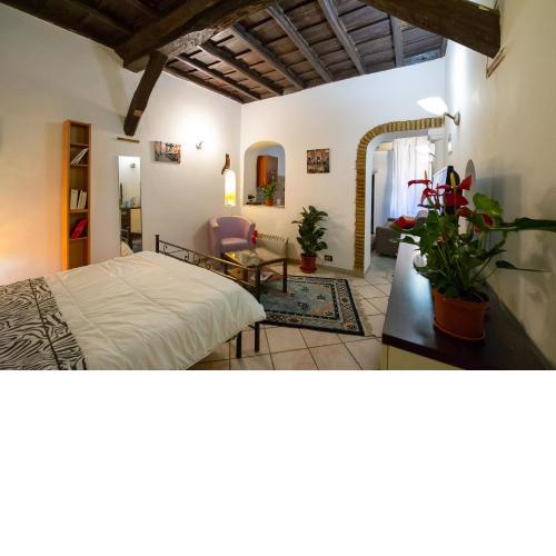 JUSTACASA alla SCALA Trastevere
