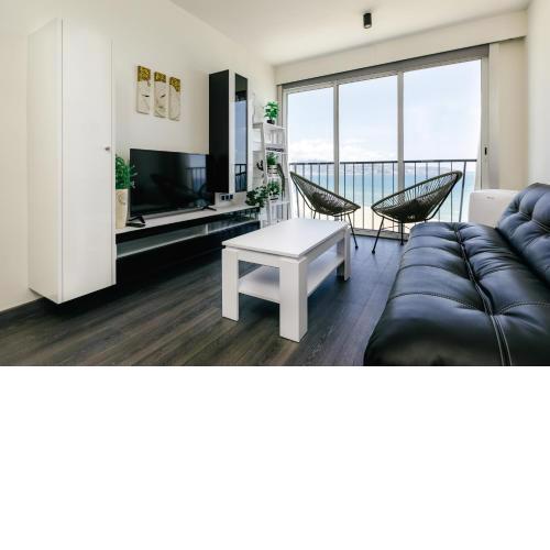 K Beach D-Luxe