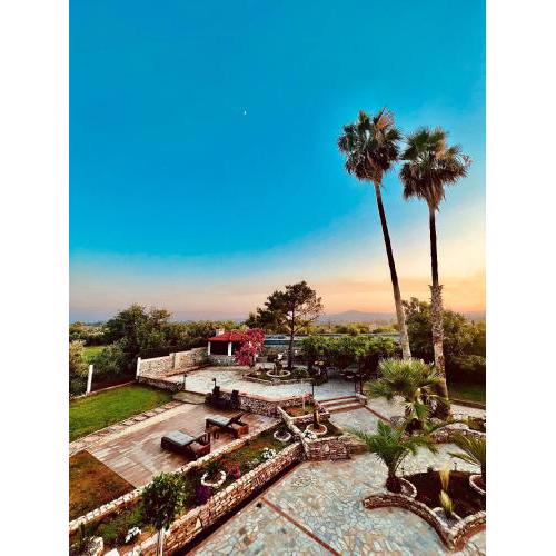Kalamata Garden Suite