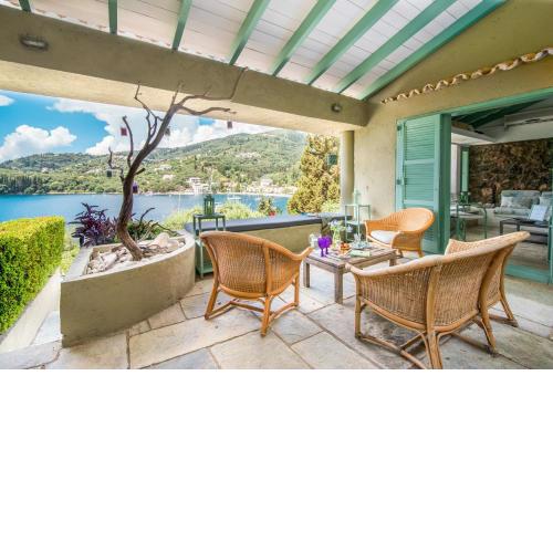 kala.mia charming sea view villa