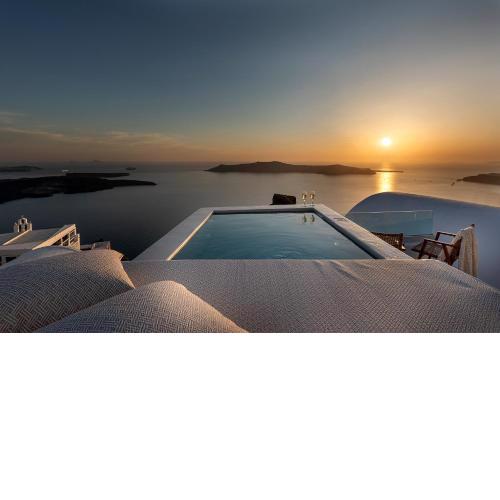 Kaleidoscope Imerovigli Suites