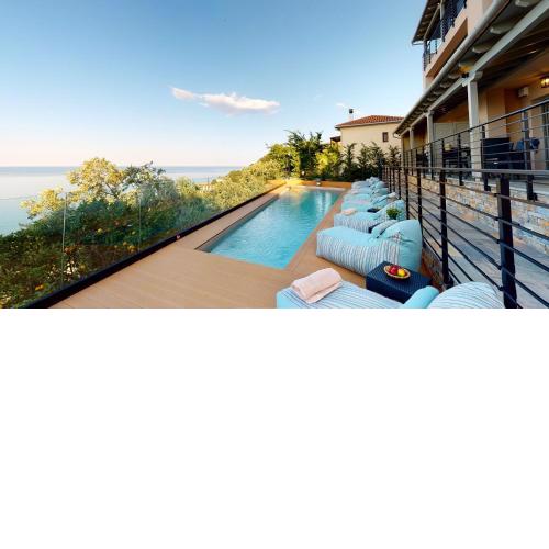 KaLLiA SUITES- CHOREFTO