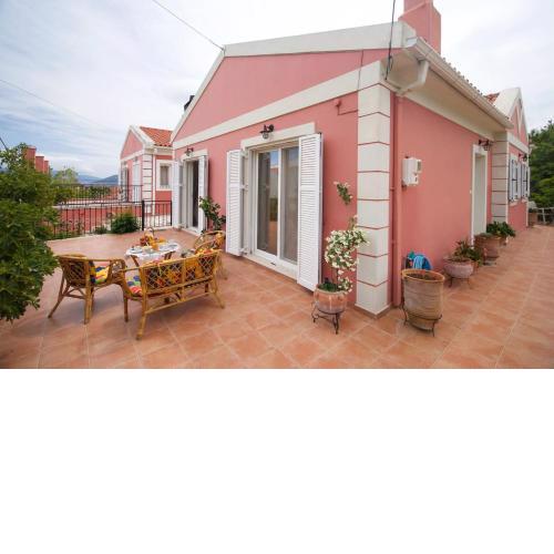 Kalliopi's Home
