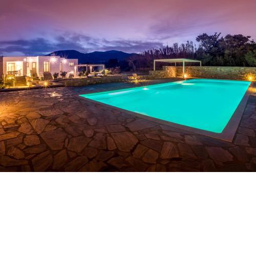 Kallirroe Master Villa with Sea View and Pool
